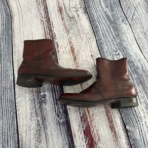 Vintage Goodyear brown leather boots. Size zip.